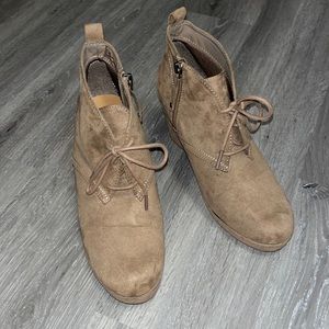 dolce vita wedged booties